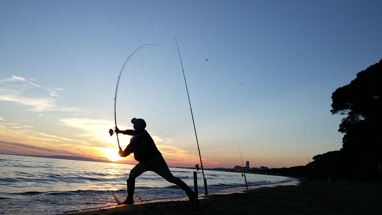 SURF CASTING